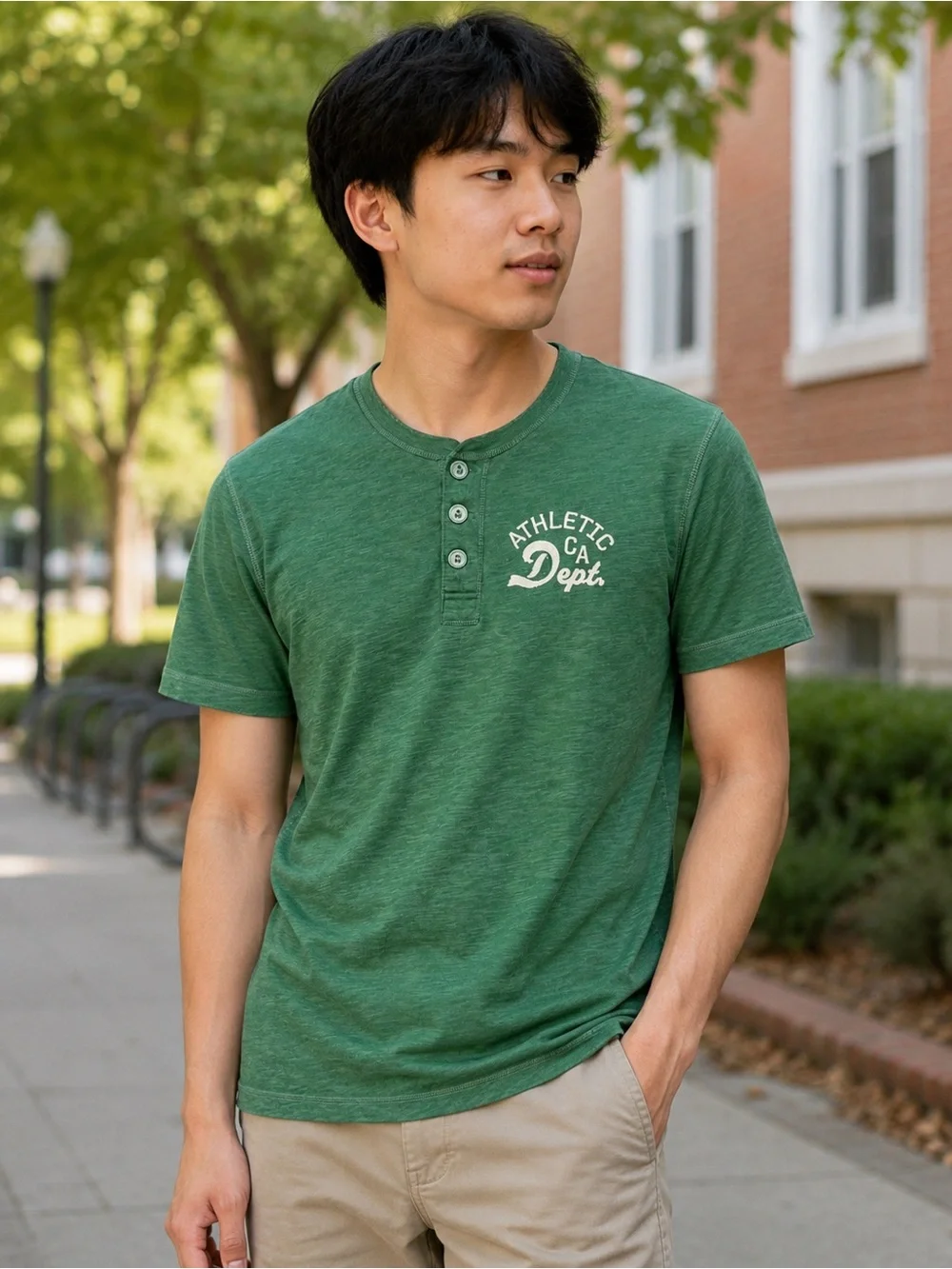 Old Navy Mens L Slim Fit Green Athletic Dept Short Sleeve Shirt 100% Cotton